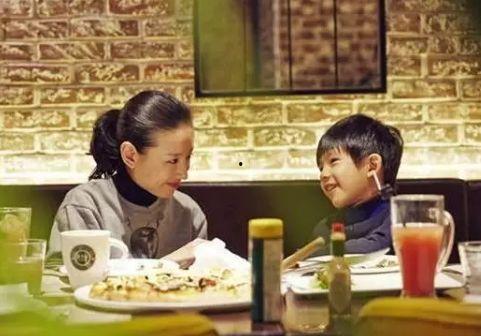 娱乐吃瓜君和七七七七,揭秘娱乐圈背后的秘密与趣闻 第1张 娱乐吃瓜君和七七七七,揭秘娱乐圈背后的秘密与趣闻 第1张