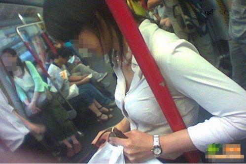 浴室偷拍在线观看,揭秘隐私侵犯的黑暗面  第2张